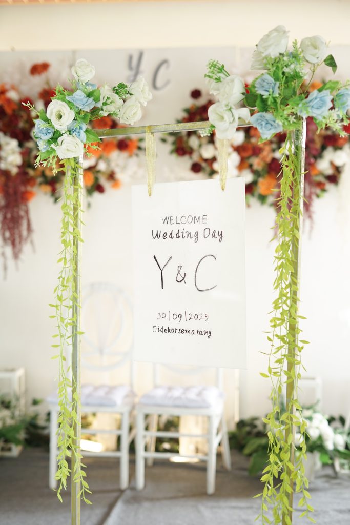 Intimate Wedding Semarang dengan Konsep Rustic dan Hangat di Yuffee